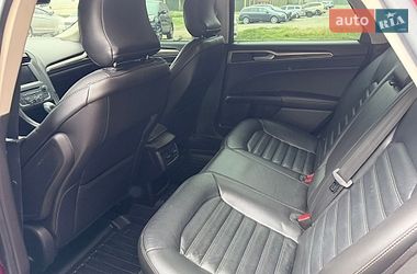 Седан Ford Fusion 2016 в Вінниці