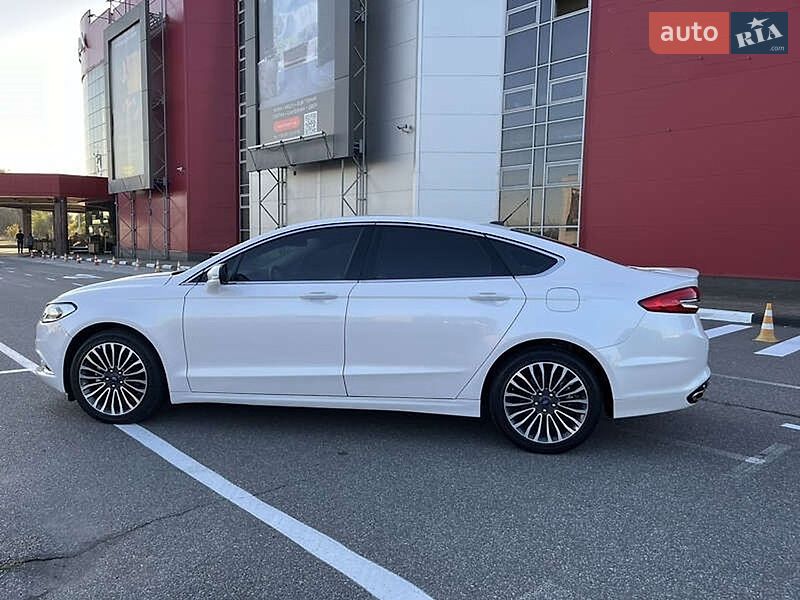 Седан Ford Fusion 2018 в Киеве