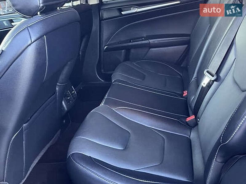 Седан Ford Fusion 2018 в Киеве