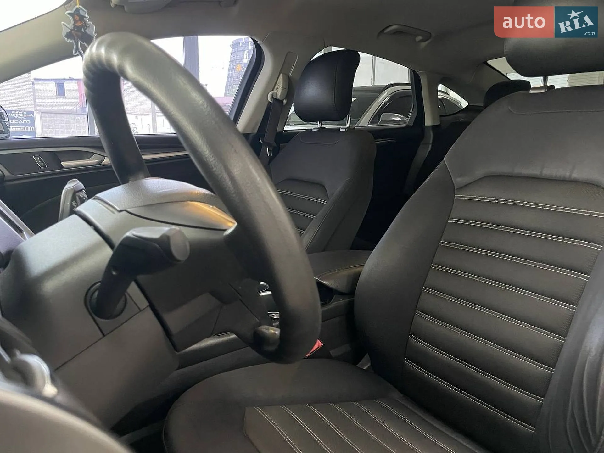 2013 Ford Fusion - мініатюра 19