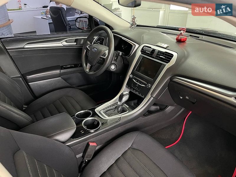 Седан Ford Fusion 2013 в Киеве