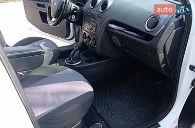 Хэтчбек Ford Fusion 2012 в Звягеле