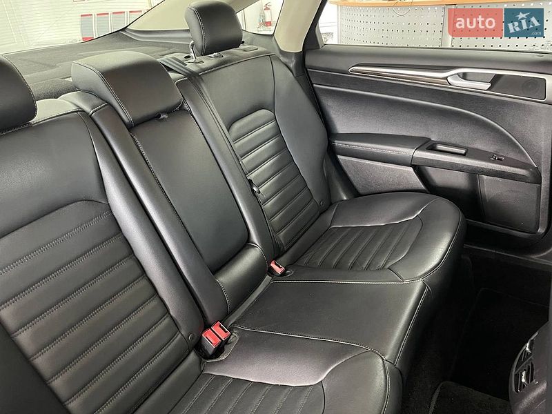 Седан Ford Fusion 2016 в Киеве