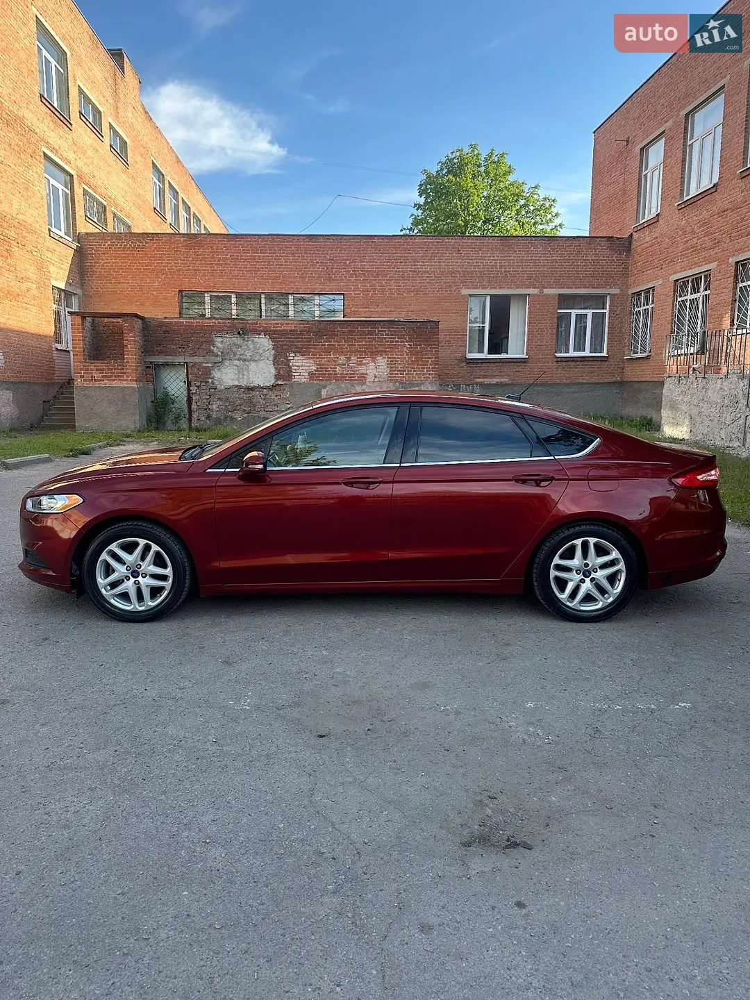 2014 Ford Fusion - мініатюра 2