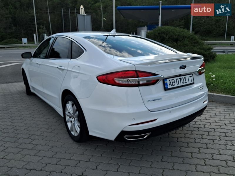 Седан Ford Fusion 2019 в Могилев-Подольске