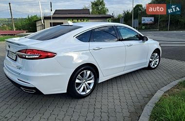 Седан Ford Fusion 2019 в Могилев-Подольске