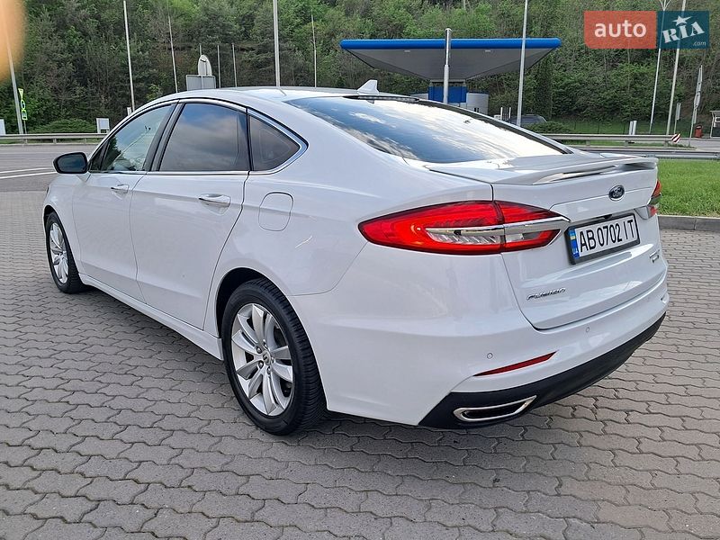 Седан Ford Fusion 2019 в Могилев-Подольске