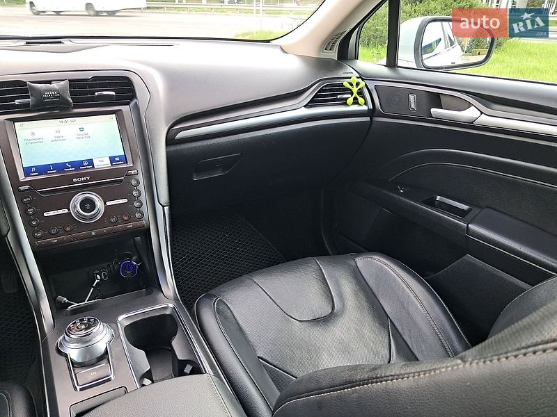 Седан Ford Fusion 2019 в Могилев-Подольске