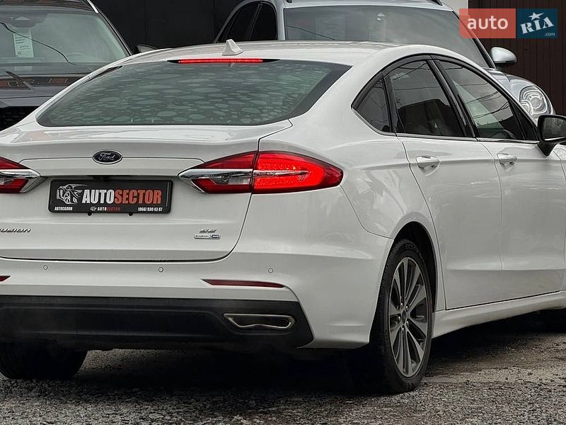 Седан Ford Fusion 2020 в Харькове