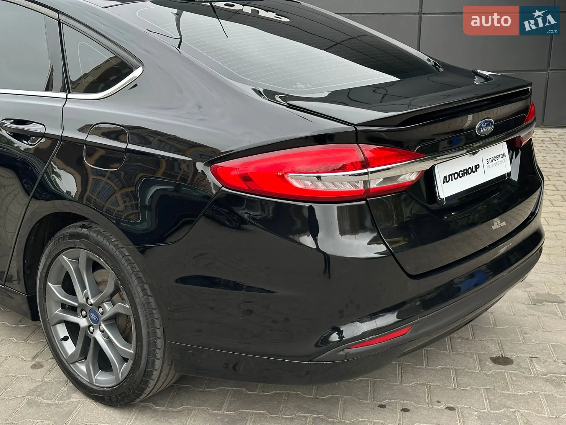 2017 Ford Fusion - мініатюра 12