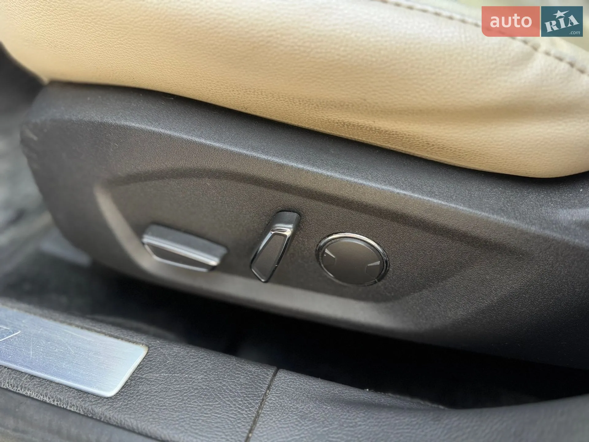 2016 Ford Fusion - мініатюра 22