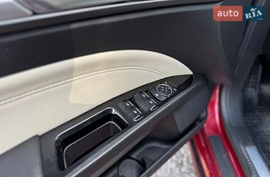 Седан Ford Fusion 2016 в Умані