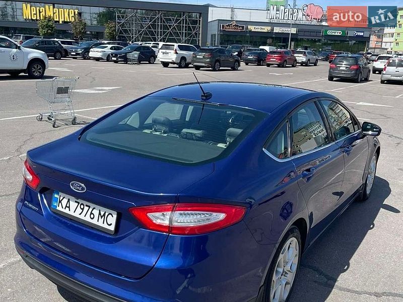 Седан Ford Fusion 2015 в Києві
