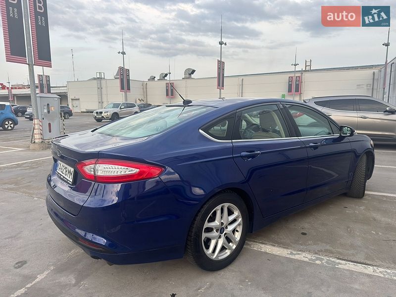 Седан Ford Fusion 2014 в Києві