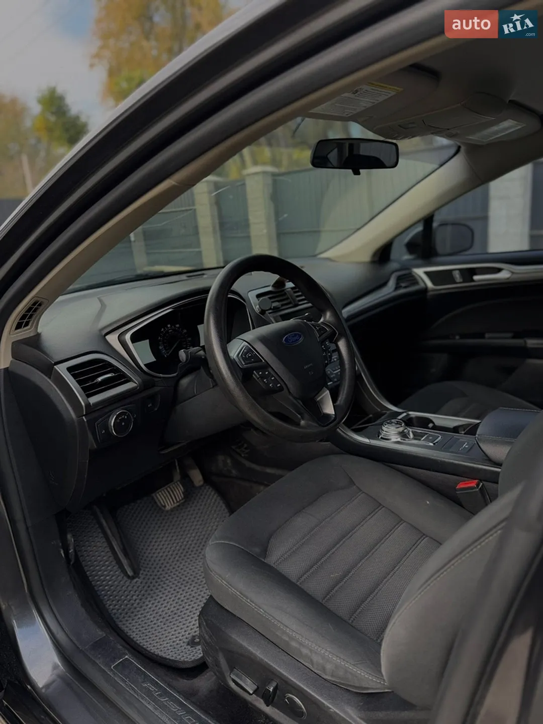 2017 Ford Fusion - мініатюра 16