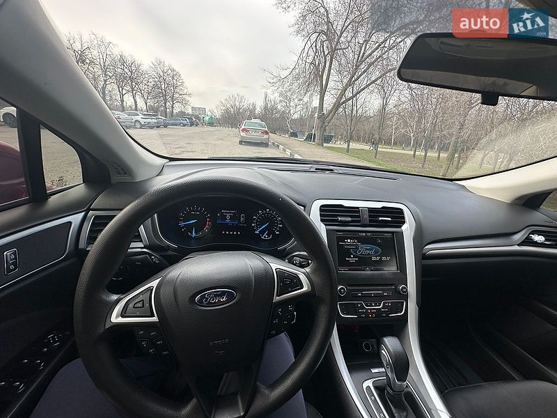 Седан Ford Fusion 2014 в Запоріжжі