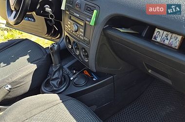 Хэтчбек Ford Fusion 2008 в Киеве