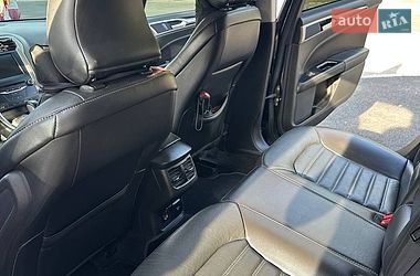 Седан Ford Fusion 2014 в Одесі