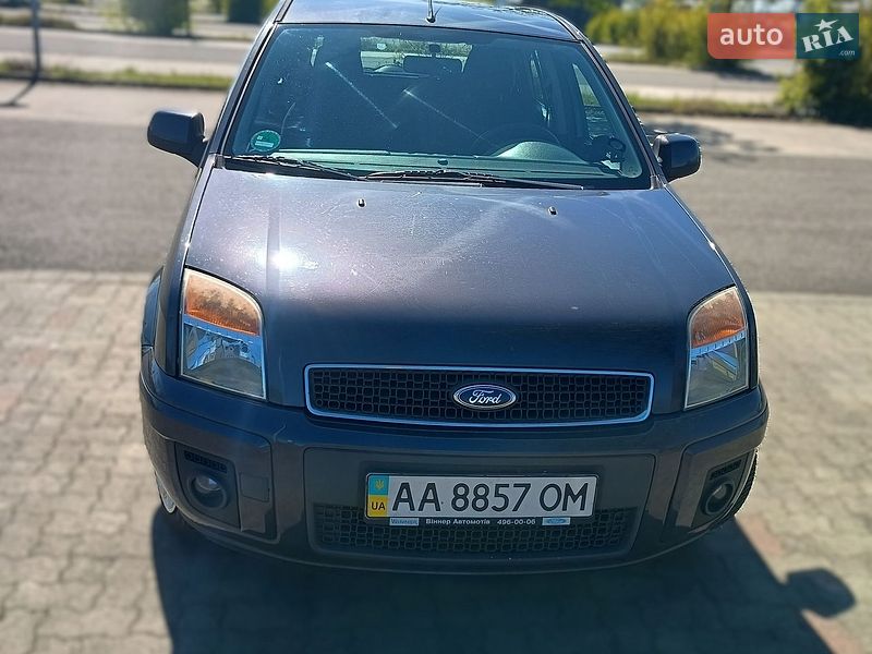 Хэтчбек Ford Fusion 2011 в Киеве