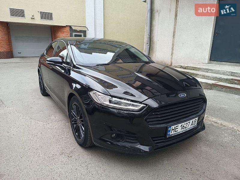 Седан Ford Fusion 2016 в Дніпрі
