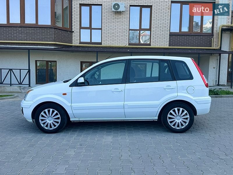 Хетчбек Ford Fusion 2011 в Чорноморську