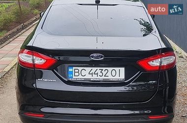 Седан Ford Fusion 2016 в Львові