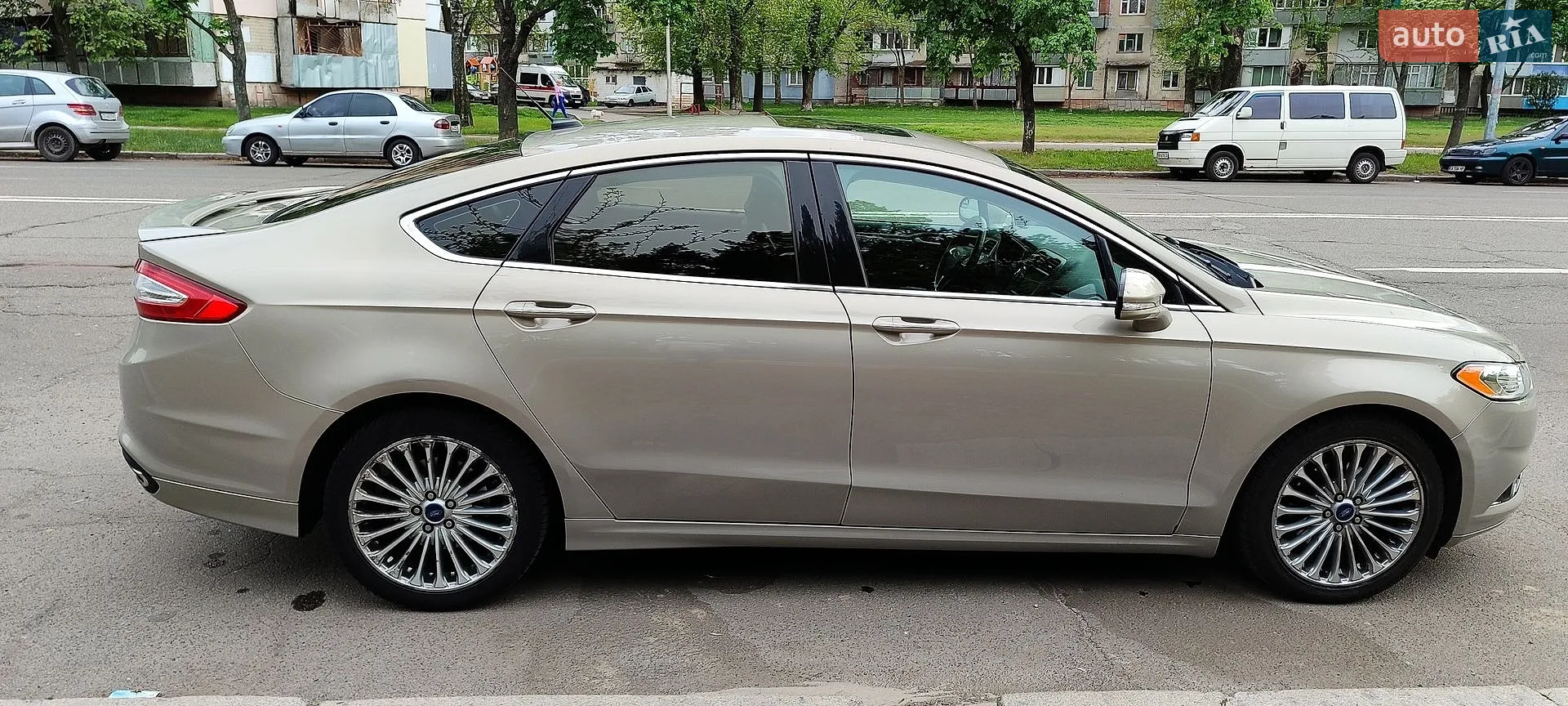 2014 Ford Fusion - мініатюра 9