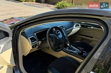 Седан Ford Fusion 2016 в Гореничах
