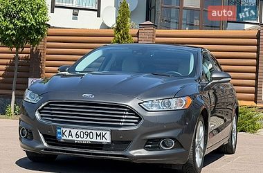 Седан Ford Fusion 2015 в Борисполі