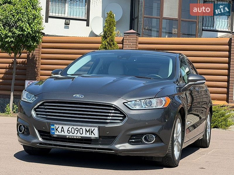 Седан Ford Fusion 2015 в Борисполе