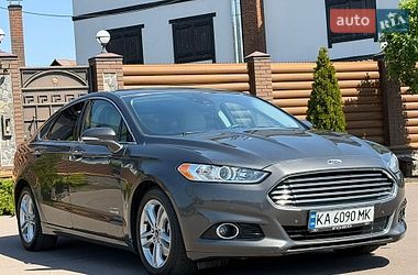 Седан Ford Fusion 2015 в Борисполе
