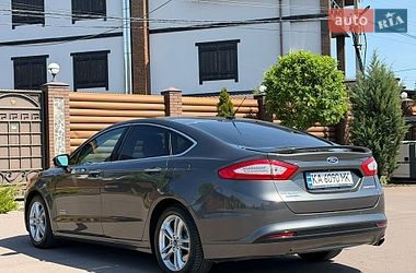 Седан Ford Fusion 2015 в Борисполе