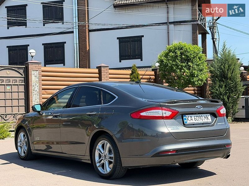 Седан Ford Fusion 2015 в Борисполе