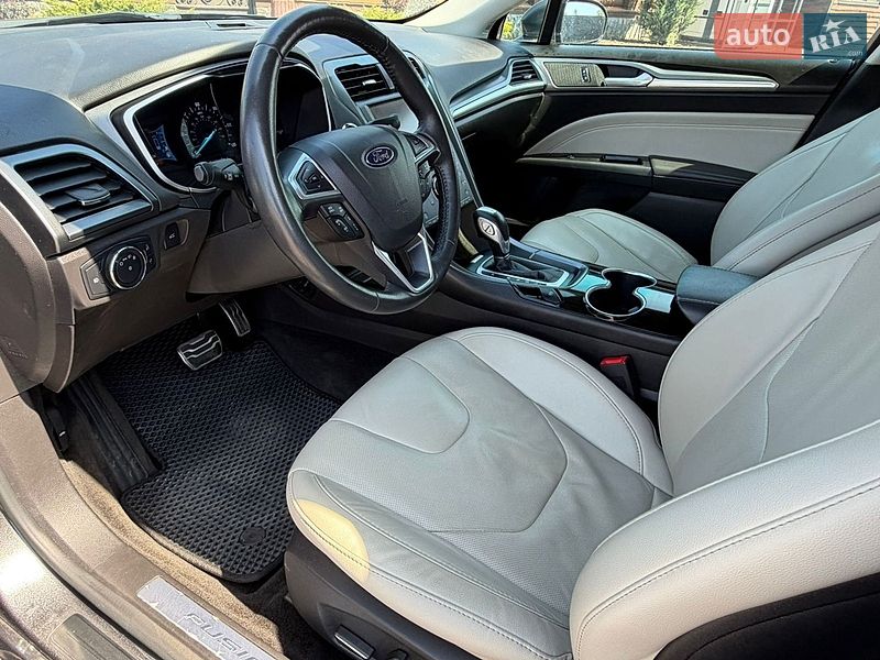 Седан Ford Fusion 2015 в Борисполе