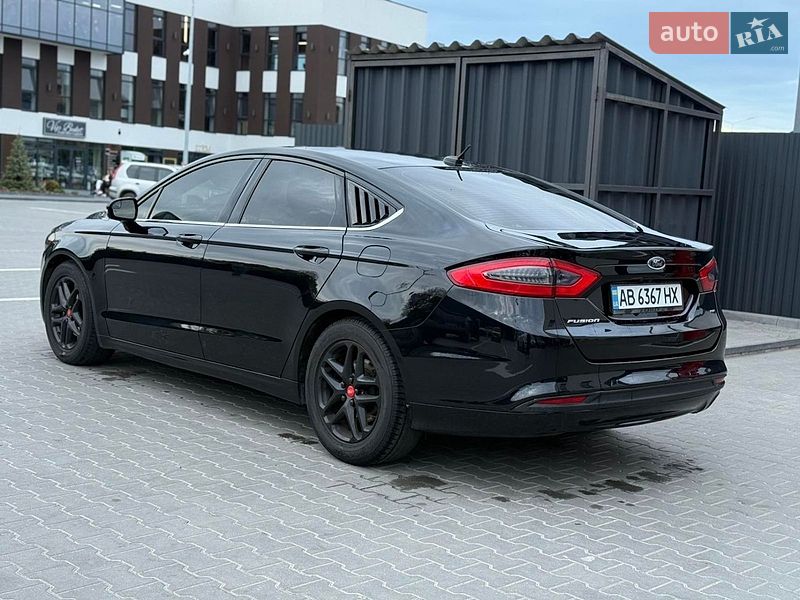 Седан Ford Fusion 2015 в Вінниці