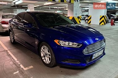 Седан Ford Fusion 2015 в Днепре