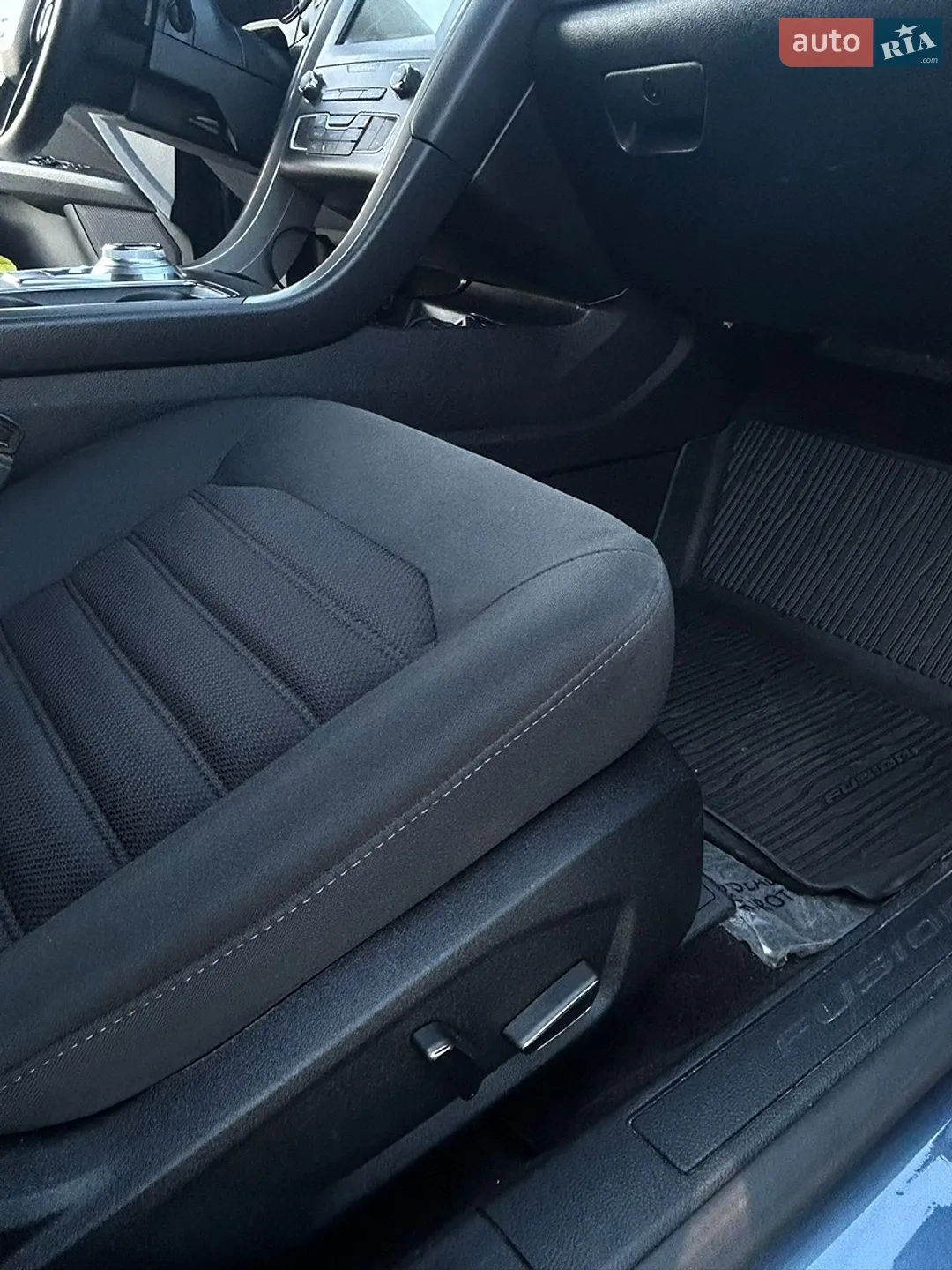 2019 Ford Fusion - мініатюра 35