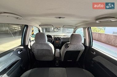 Хэтчбек Ford Fusion 2004 в Киеве