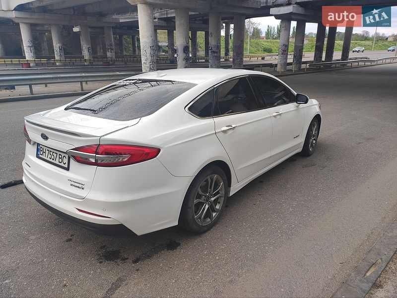 Седан Ford Fusion 2019 в Одессе