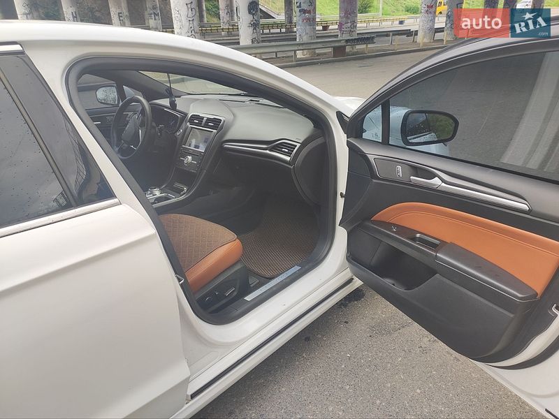 Седан Ford Fusion 2019 в Одессе
