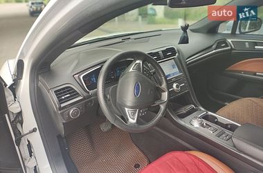 Седан Ford Fusion 2019 в Одессе