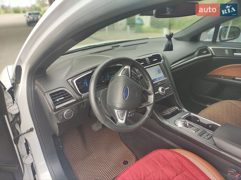 Седан Ford Fusion 2019 в Одессе