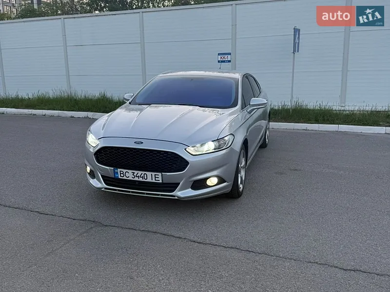 Ford Fusion 2016