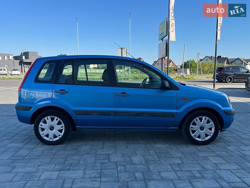 Хэтчбек Ford Fusion 2008 в Луцке