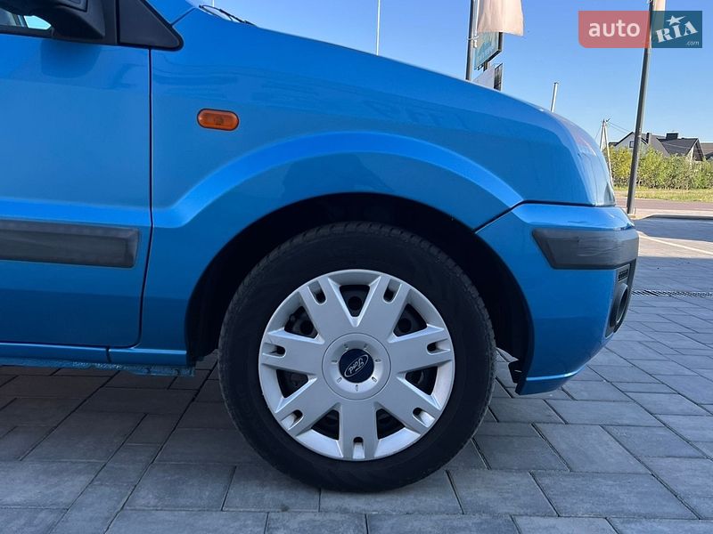 Хэтчбек Ford Fusion 2008 в Луцке