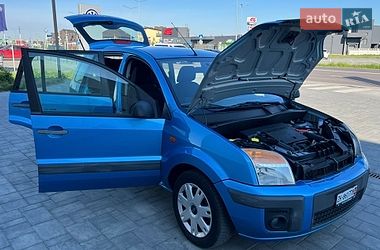 Хэтчбек Ford Fusion 2008 в Луцке