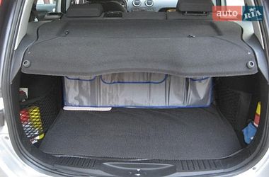 Хэтчбек Ford Fusion 2009 в Черновцах