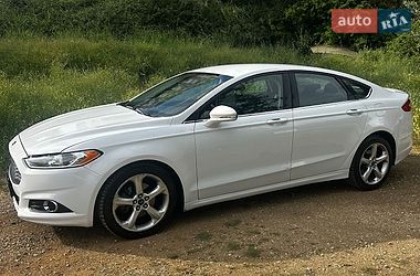 Седан Ford Fusion 2015 в Києві