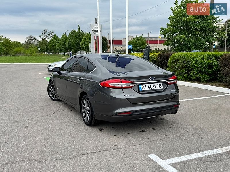 Седан Ford Fusion 2017 в Полтаві