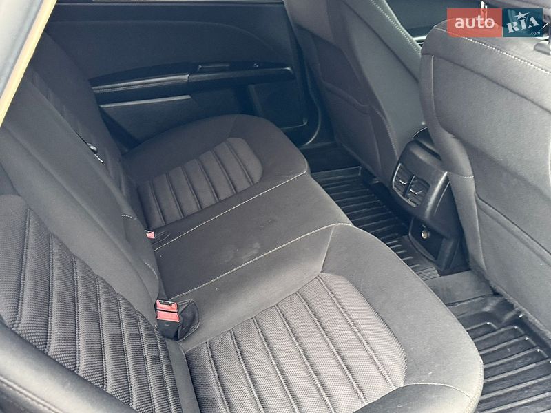 Седан Ford Fusion 2017 в Полтаві